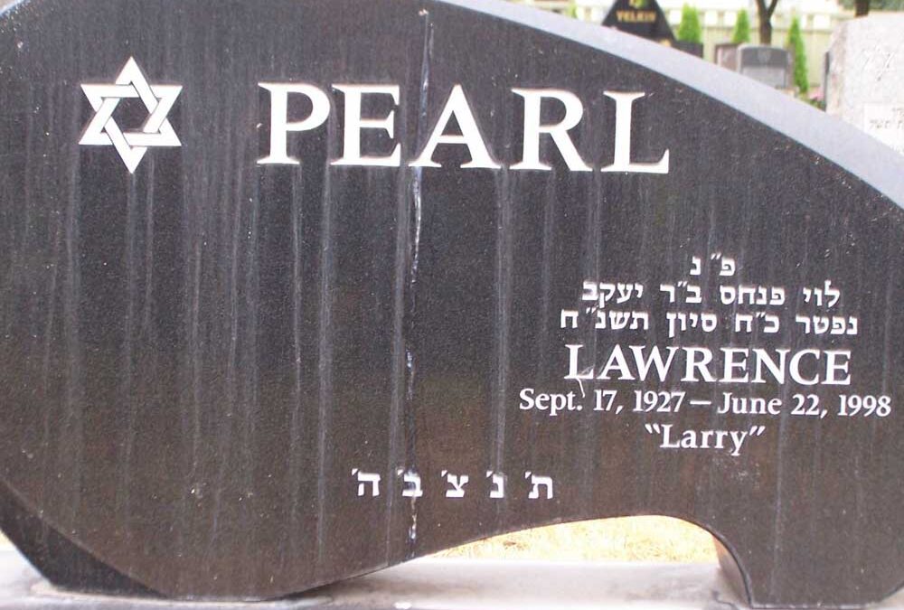 LAWRENCE PEARL Monument