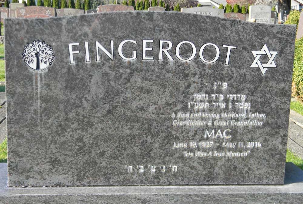 MAC FINGEROOT Monument