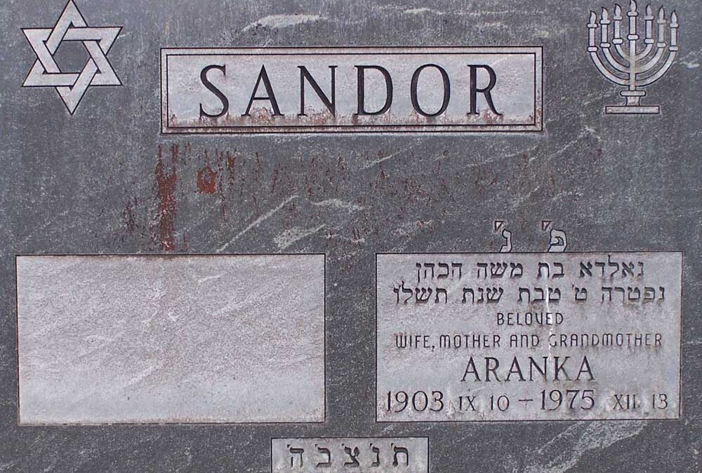 ARANKA SANDOR Monument