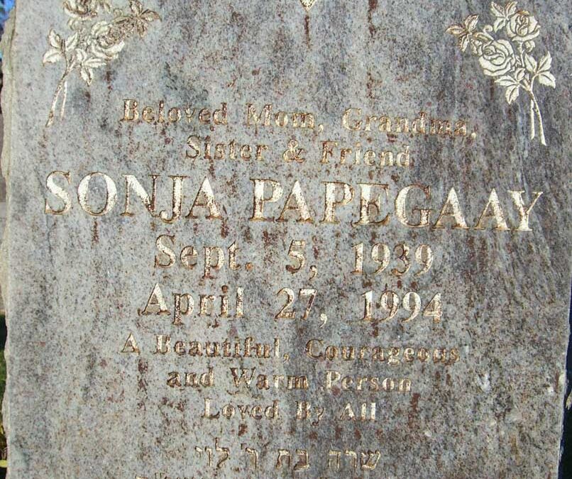 SONJA INMAN PAPEGAAY Monument