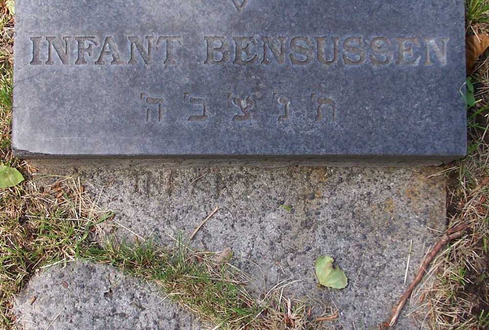 INFANT BENSUSSEN Monument