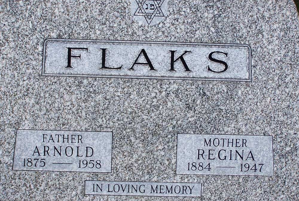 REGINA FLAKS Monument